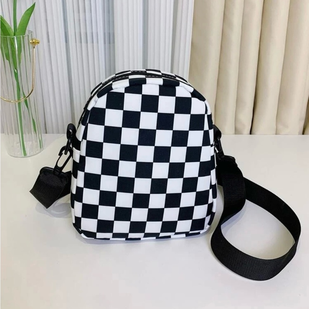 Mini Two Tone Checkered Pattern Square
Bag Lightweight Fashion